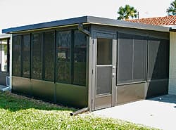 Elite Lifestyle enclosure interior